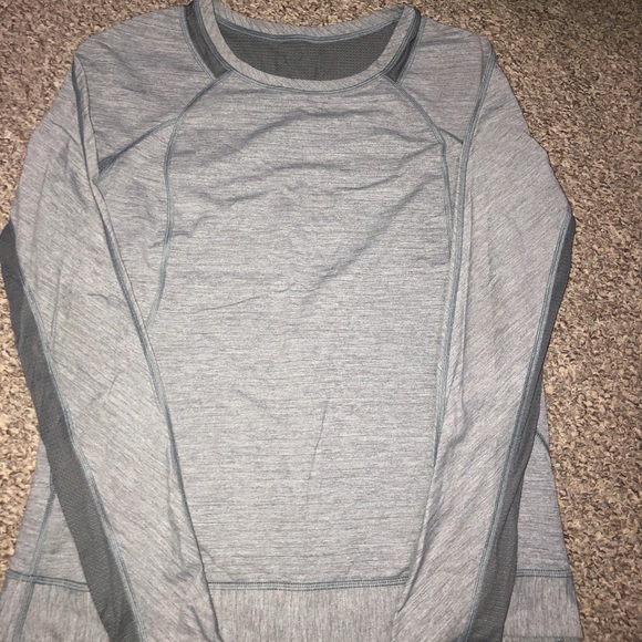 Lululemon long sleeve - Picture 1 of 3
